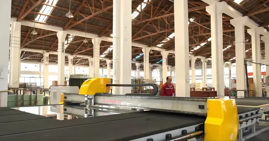 Jinghu Deep Processing Clear Float Tempered Door Pattern Building Sheet Insulated Furniture Glass 